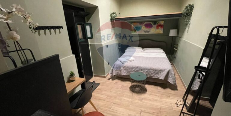 20251107110659-999317-5