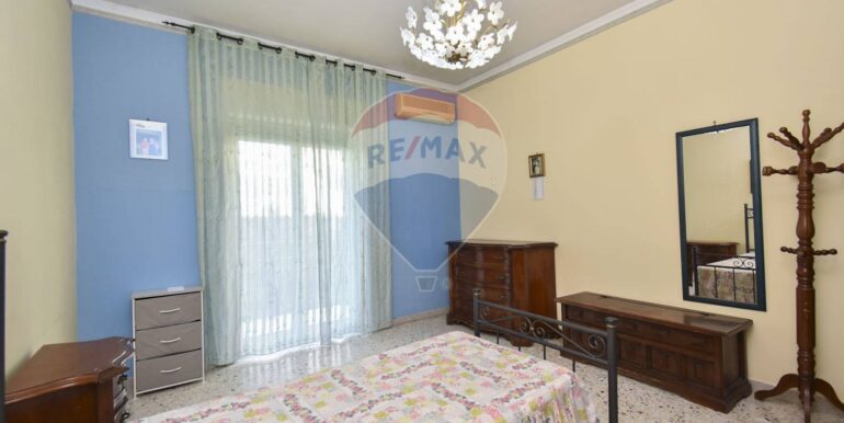 20251107114259-999347-13