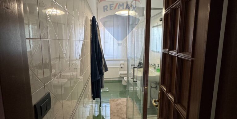 20251107163315-999375-10