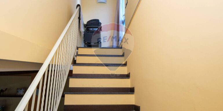 20251107164821-999450-10