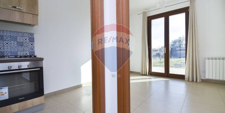 20251107172621-999476-11