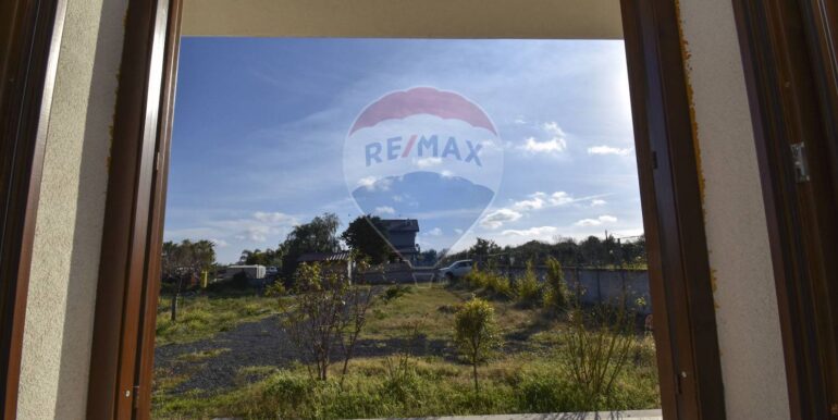 20251107172621-999476-14