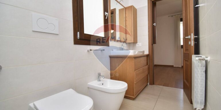 20251107172622-999476-19