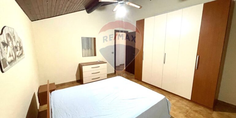 20251107183409-999494-10