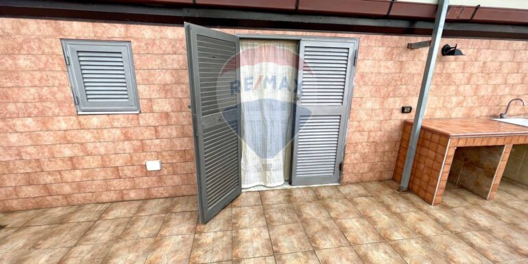 20251107184504-999494-14