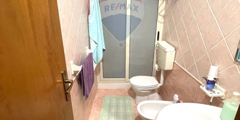 20251107184552-999494-23