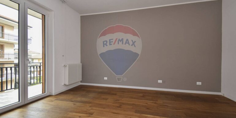 20251107191852-999485-15