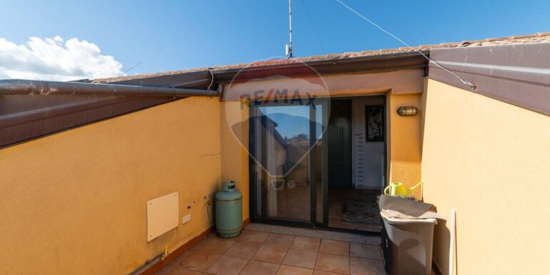 20251107202012-999681-7