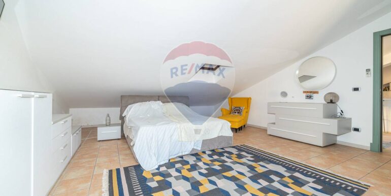 20251107202022-999681-11