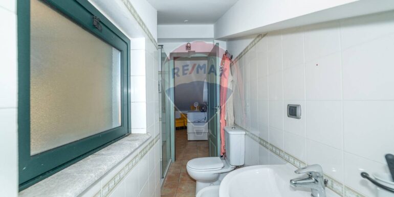 20251107202029-999681-14