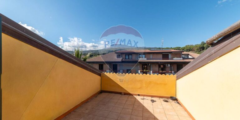 20251107202032-999681-15