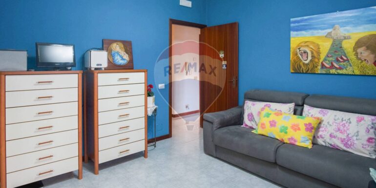 20251107204229-997097-9