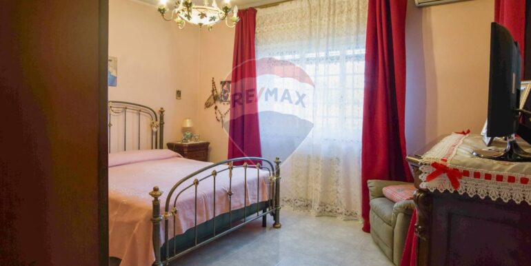 20251107204234-997097-10