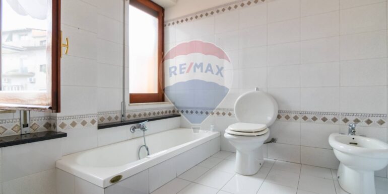 2025110795856-999310-6