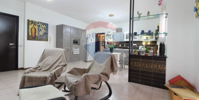 20251108114956-999711-4