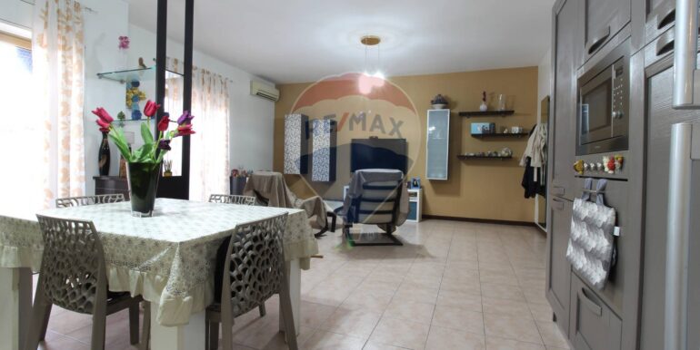 20251108114958-999711-5