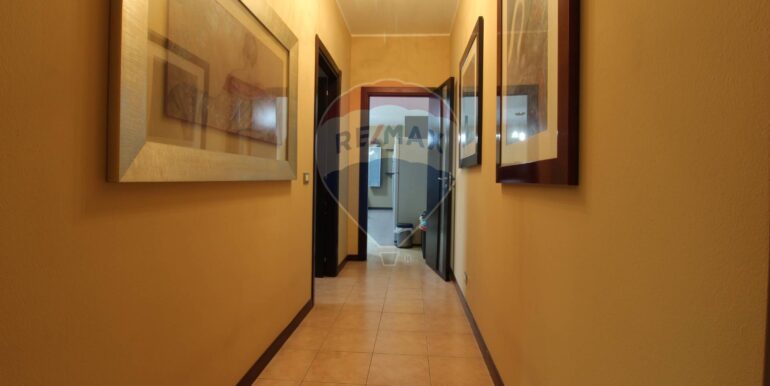 20251108115006-999711-8