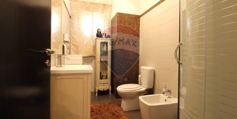 20251108115019-999711-13