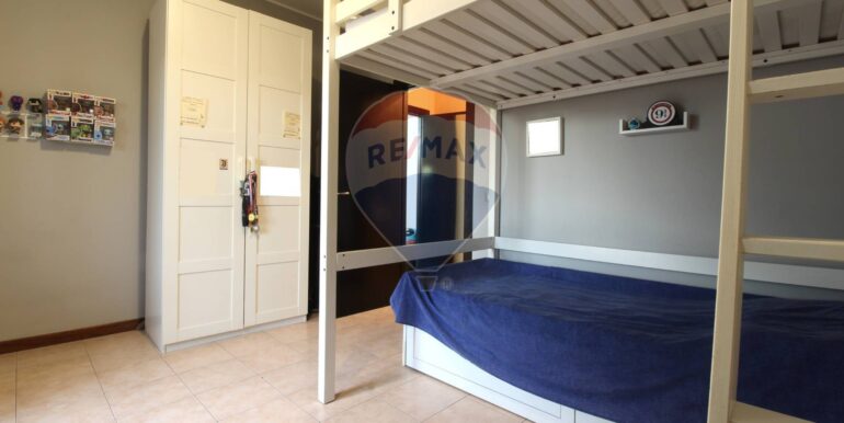 20251108115024-999711-15