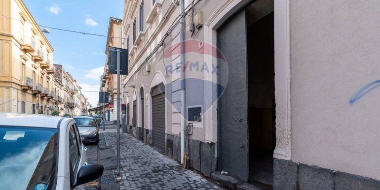 2025110874736-999693-4