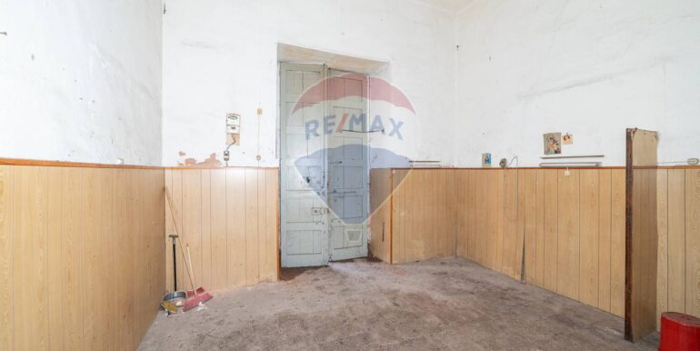 2025110874858-999693-23