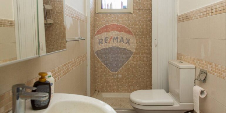 20251109174844-994495-9