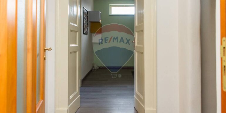 20251109174851-994495-11