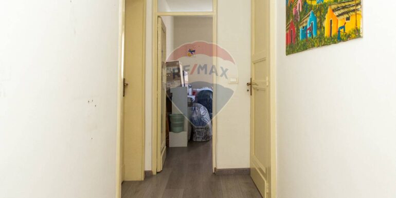 20251109174854-994495-12