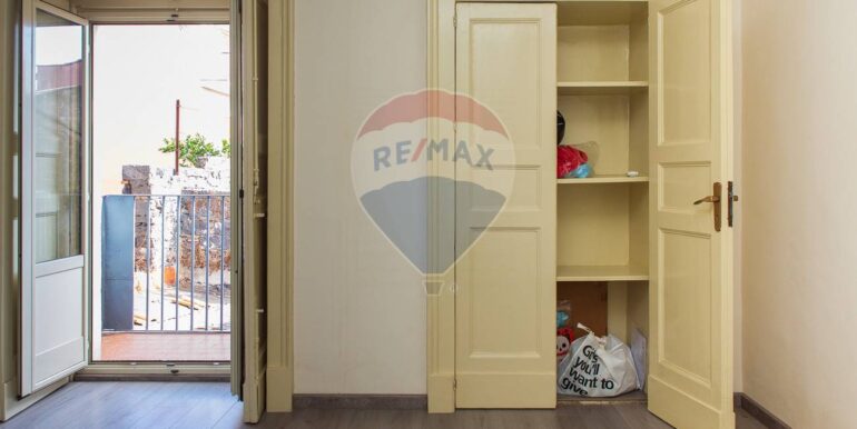 20251109174914-994495-19