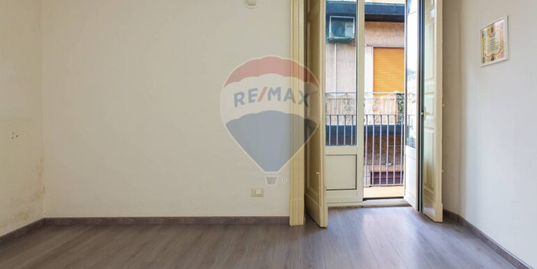 20251109174919-994495-21