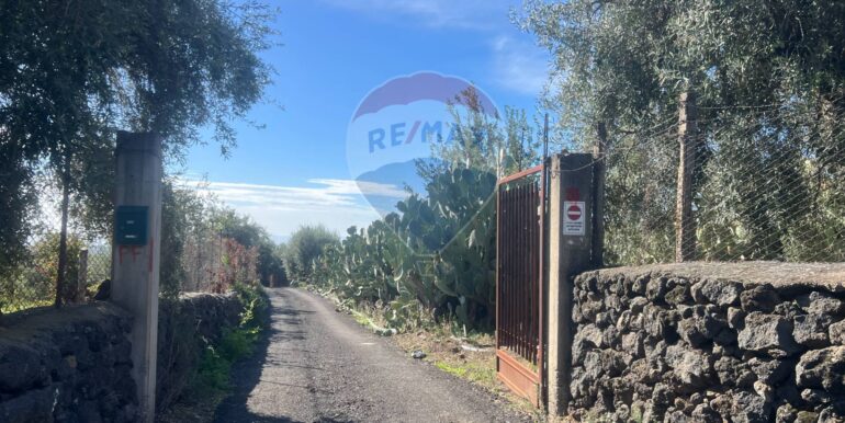 20251109175728-999763-8