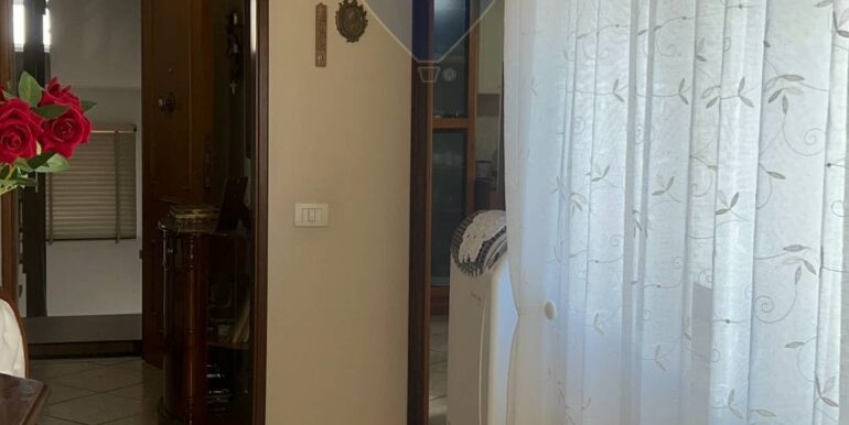 20251109190710-999769-8