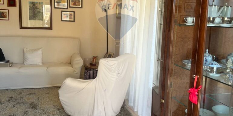 20251109190739-999769-19