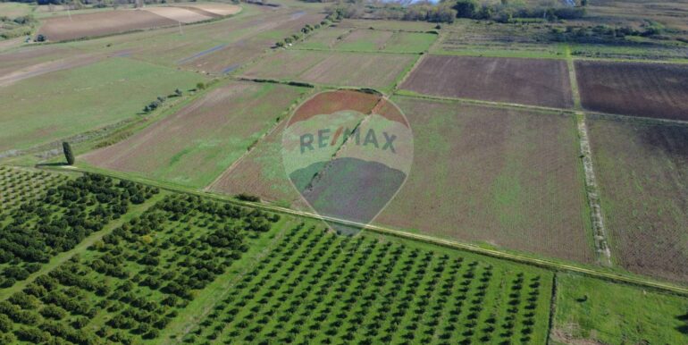 20251109191816-997430-12