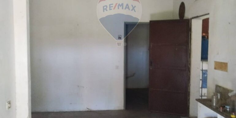 2025110985650-963028-18