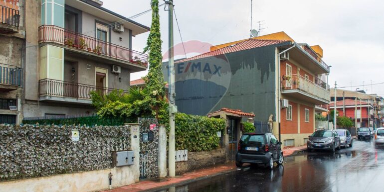 20251110102059-999804-1