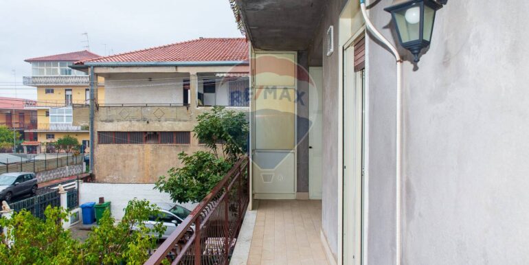 20251110102159-999804-18