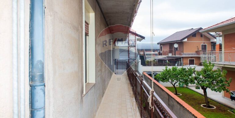 20251110102202-999804-19