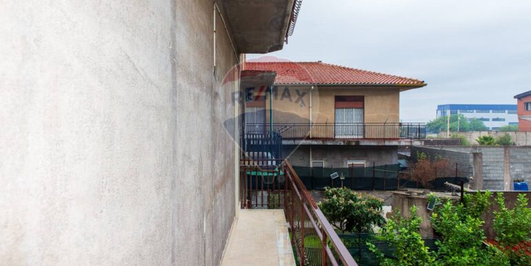 20251110102206-999804-20