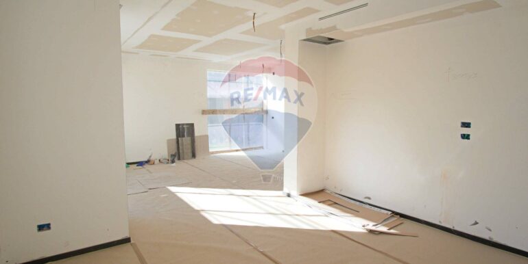 20251110104147-999206-16