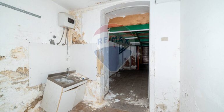 20251110113239-999842-12