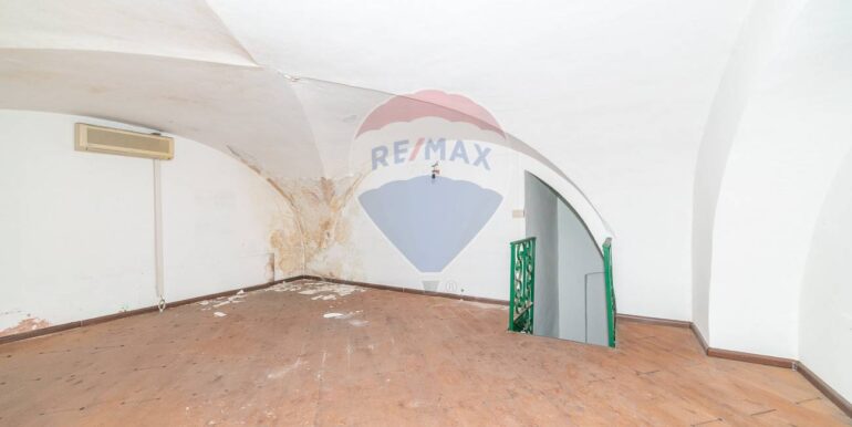 20251110113337-999842-19