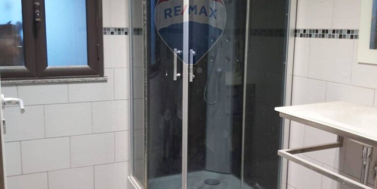 20251110113933-999856-16