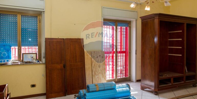 20251110120701-999876-22