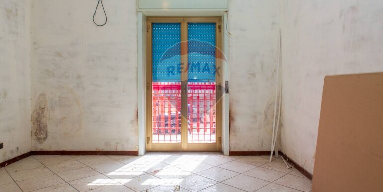 20251110120708-999876-25