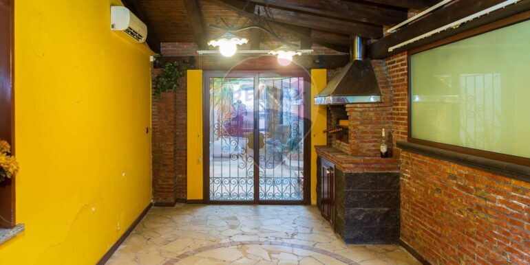 20251110120733-999876-34