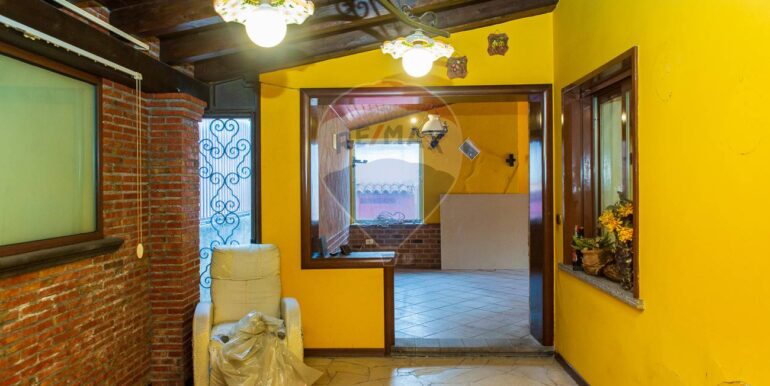 20251110120735-999876-35