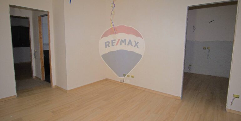 20251110121250-996836-7