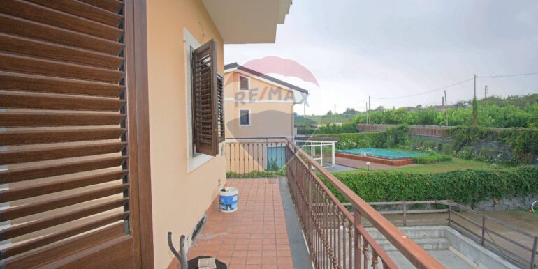 20251110121459-996836-42