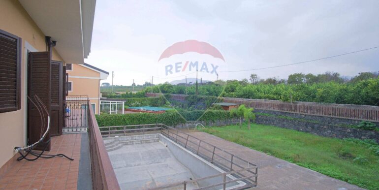 20251110121551-996836-59